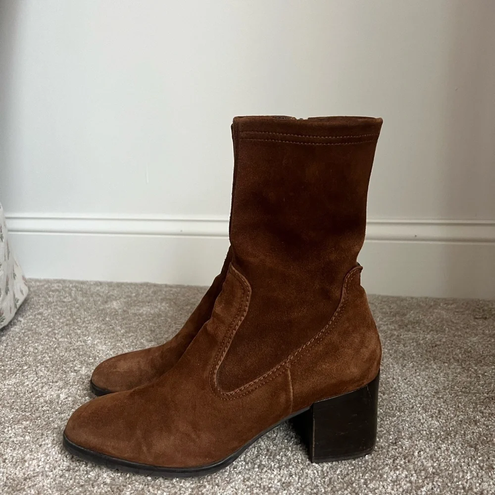 Aquatalia Chestnut Suede Heeled Boots - Picture 3 of 8